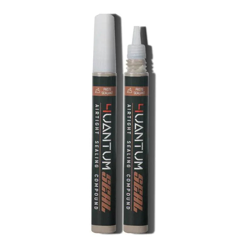 4UANTUM ANTI-LEAK SEALANT in an easy-to-use applicator for effective sealing solutions