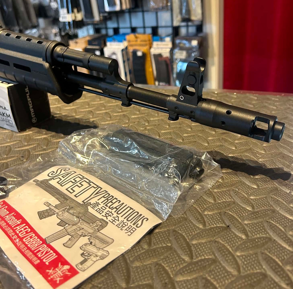 VFC AK74M GBBR / MAGPUL MOE AKM HAND GUARD AK47/AK74 AIRSOFT USED