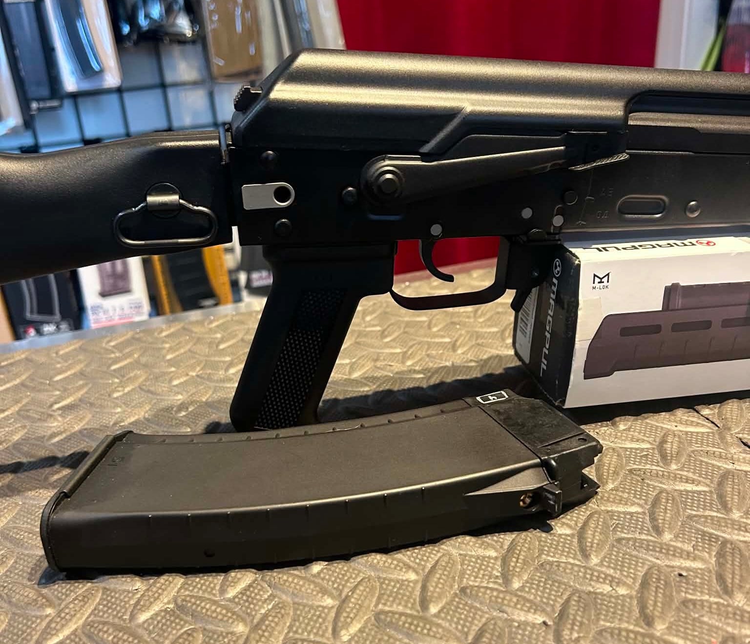 VFC AK74M GBBR / MAGPUL MOE AKM HAND GUARD AK47/AK74 AIRSOFT USED