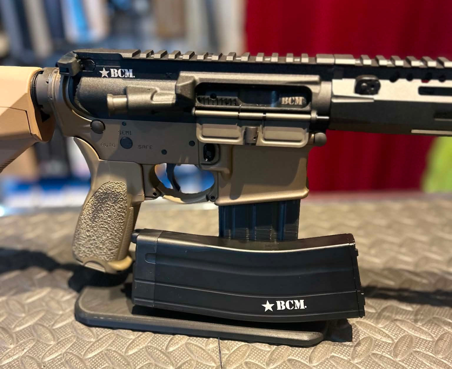 VFC BCM MK2 MCMR
GBBR 11.5 INCH
V3 TWO TONE AIRSOFT USED