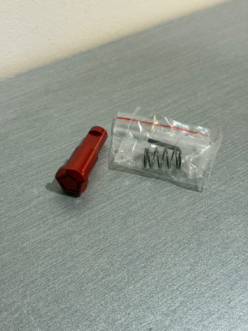 IPSC CNC BOUTON ASSIT FOWARD M4 ROUGE - DISTRICT AIRSOFT