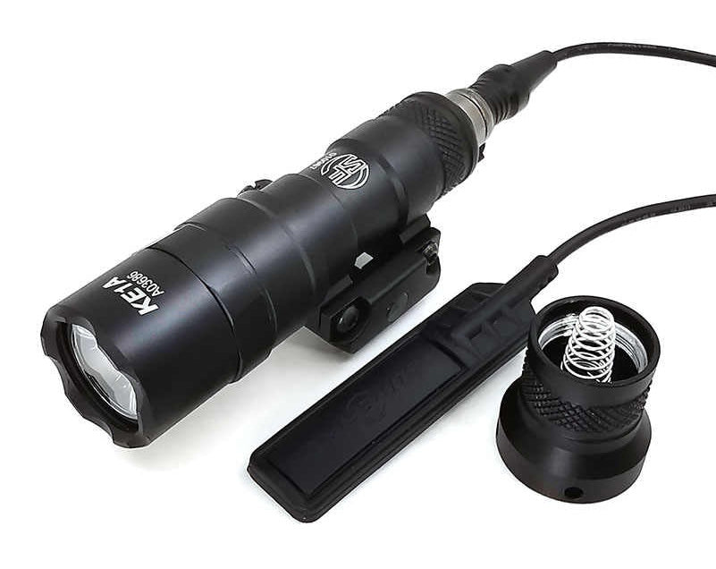WADSN LAMPE SCOUT SUREFIRE LED M300B (400 LUMENS, VERSION DOUBLE INTERRUPTEUR) - DISTRICT AIRSOFT