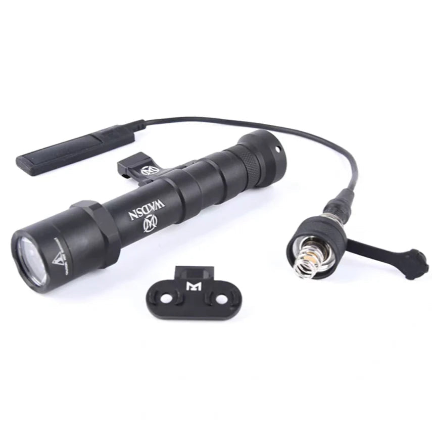 WADSN LAMPE SCOUT SUREFIRE M640B PICATINY/M-LOK 560 LUMENS - DISTRICT AIRSOFT