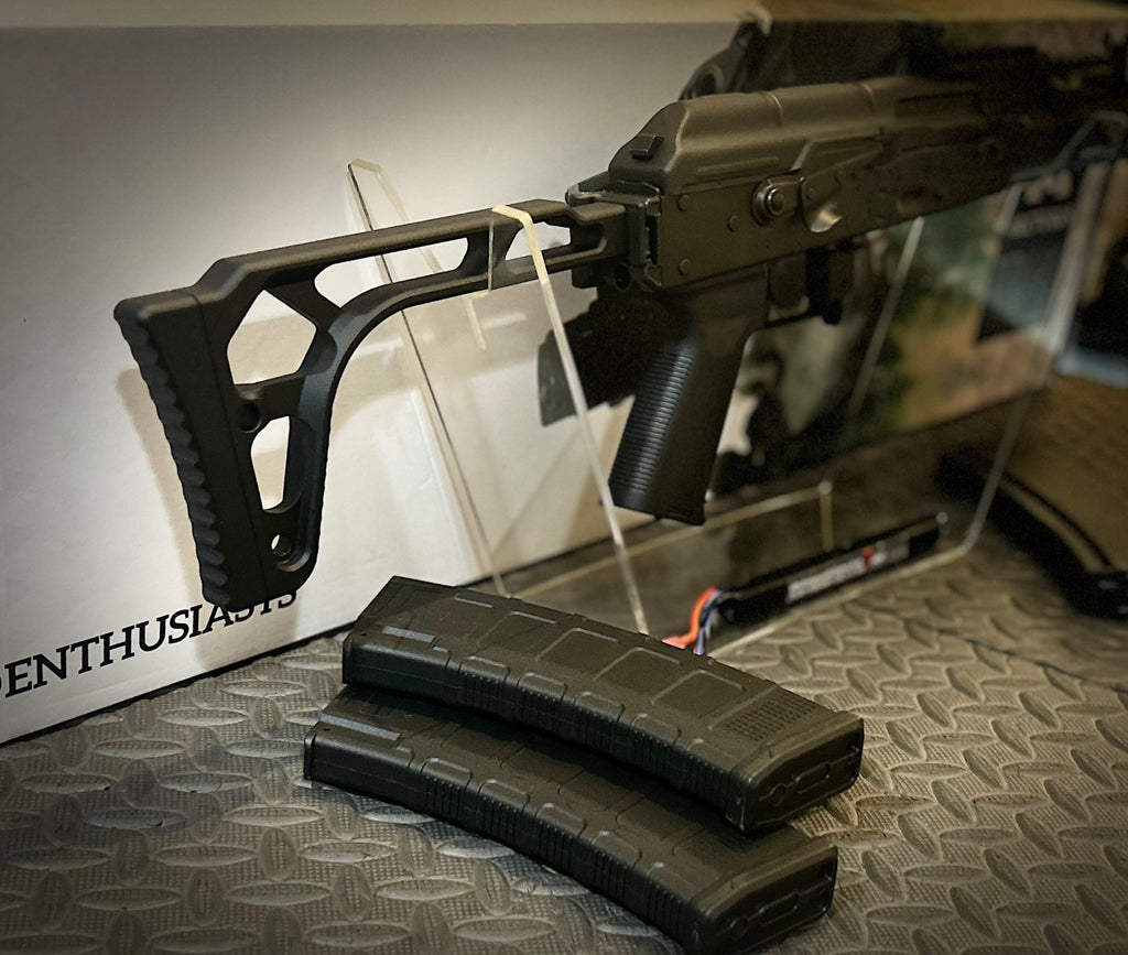 ARCTURUS AK74U CUSTOM replica with modern stock design and two spare magazines