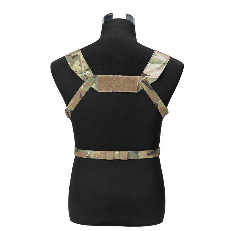 Harnais camouflage CHEST RIG MK3 par IDOGEAR vue arrière sur mannequin noir