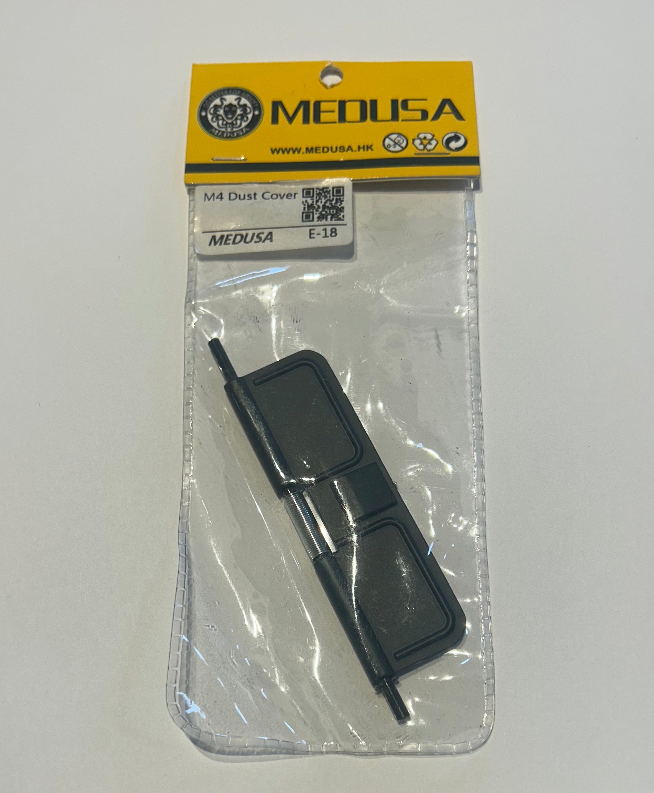 MEDUSA dust cover m4 airsoft in black plastic packaging for M4 airsoft guns