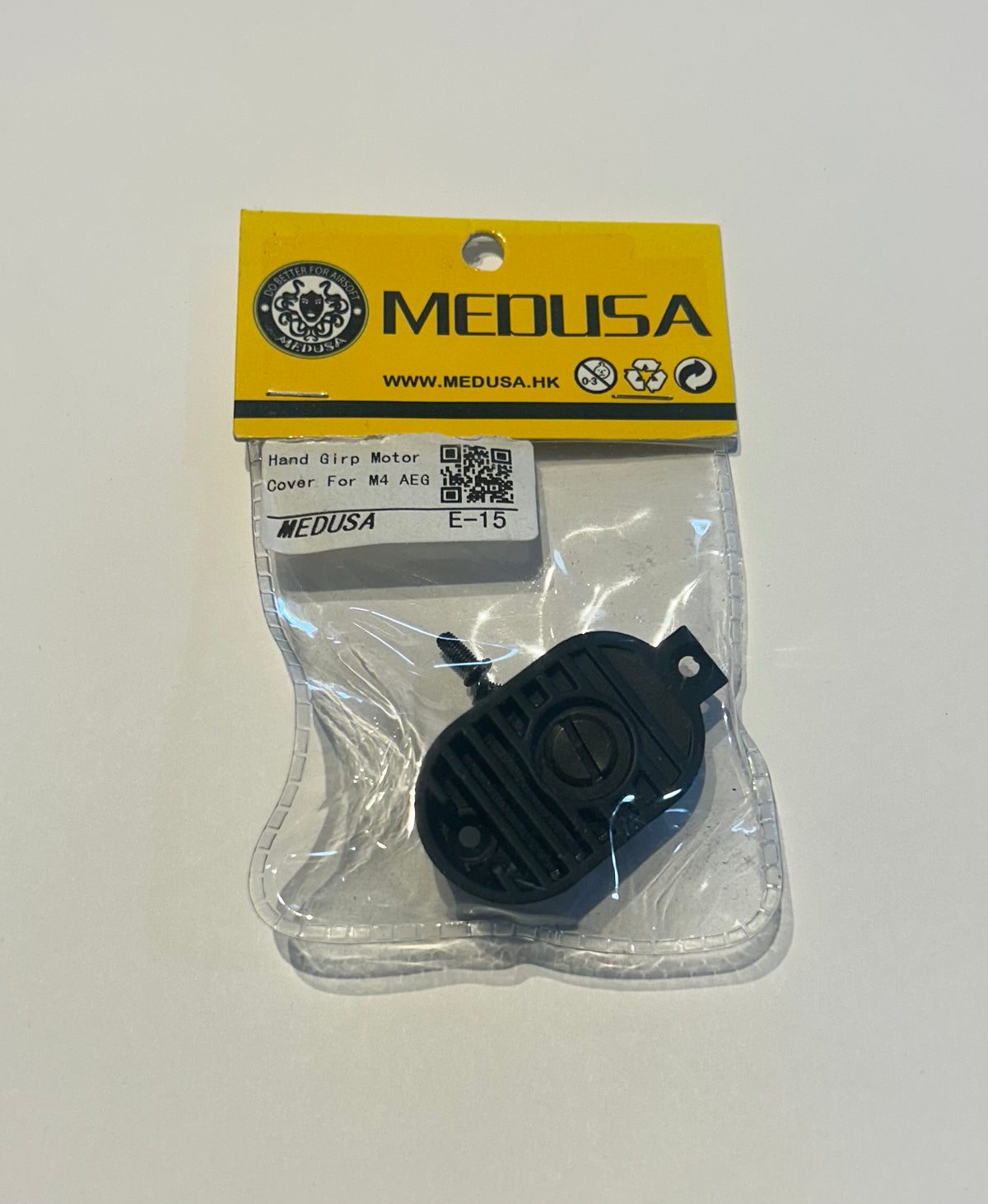 Medusa hand grip motor cover m4 airsoft in black plastic packaging for external parts