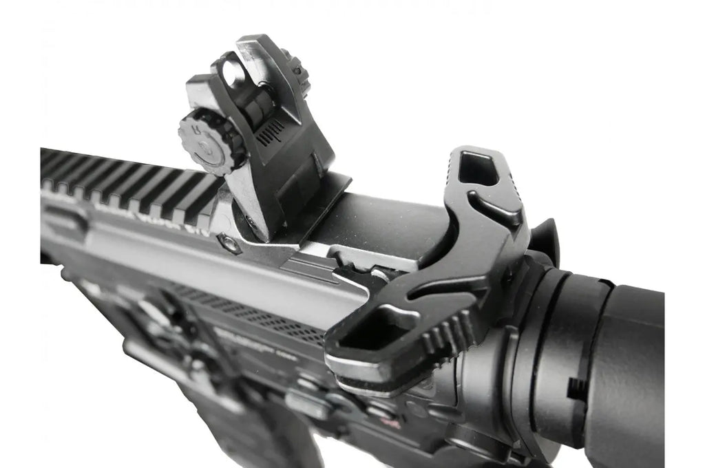 Close-up view of raven evolution Elite G2 AEG AIRSOFT gun focusing on rear sight and rail system
