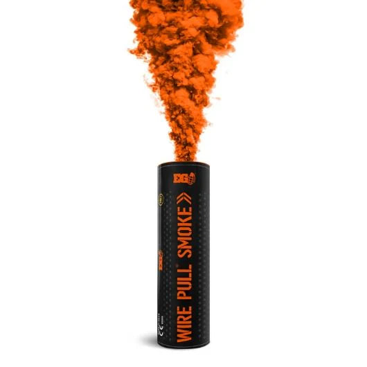 Grenade fumigène SMOKE GRENADE wp40 ENOLA GAYE dégageant une épaisse fumée orange