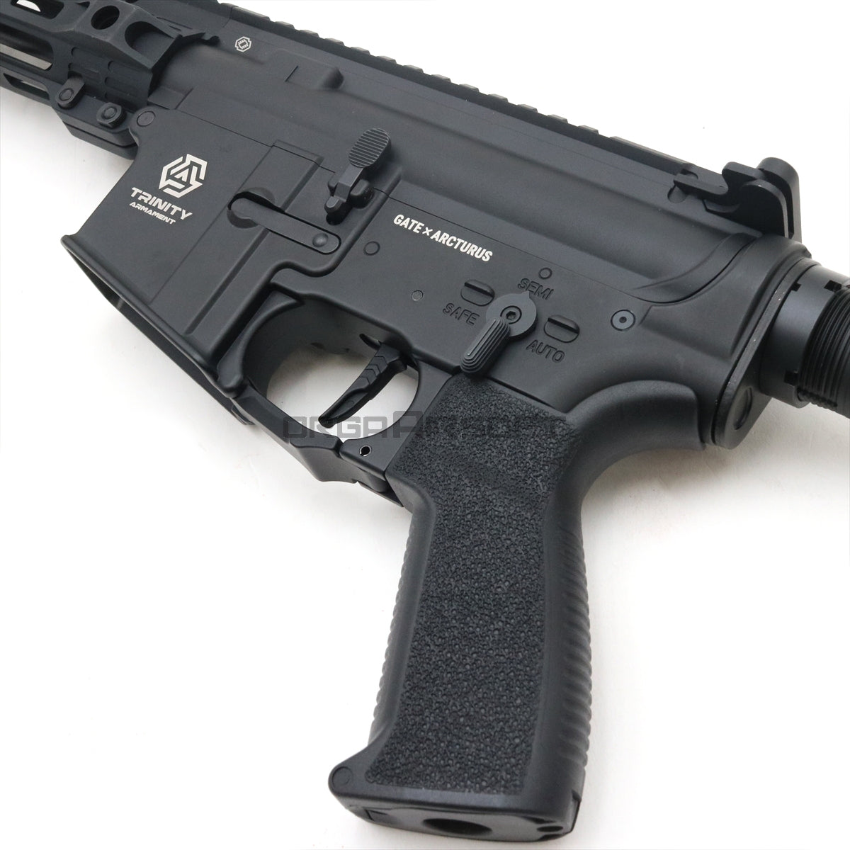 TRINITY ARMAMENT Gate X-M4cturius Airsoft Rifle with Ergonomic Grip and Tactical Design